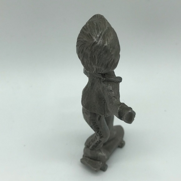 Vintage Boy On Skateboard American Pewter Figure 1977 Statue Small Decor Piece - Picture 3 of 9